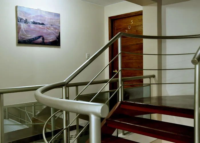 Kapac Inn Hotel 2*